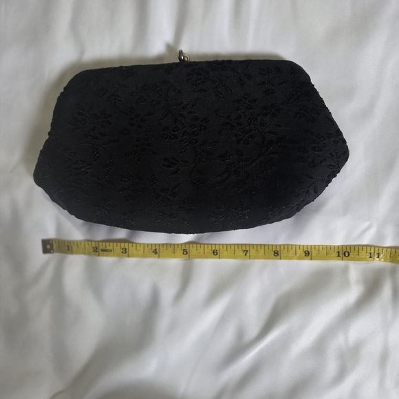 Vintage 1950s Black Brocade Evening Bag Kisslock Chain Handle Cocktail Purse